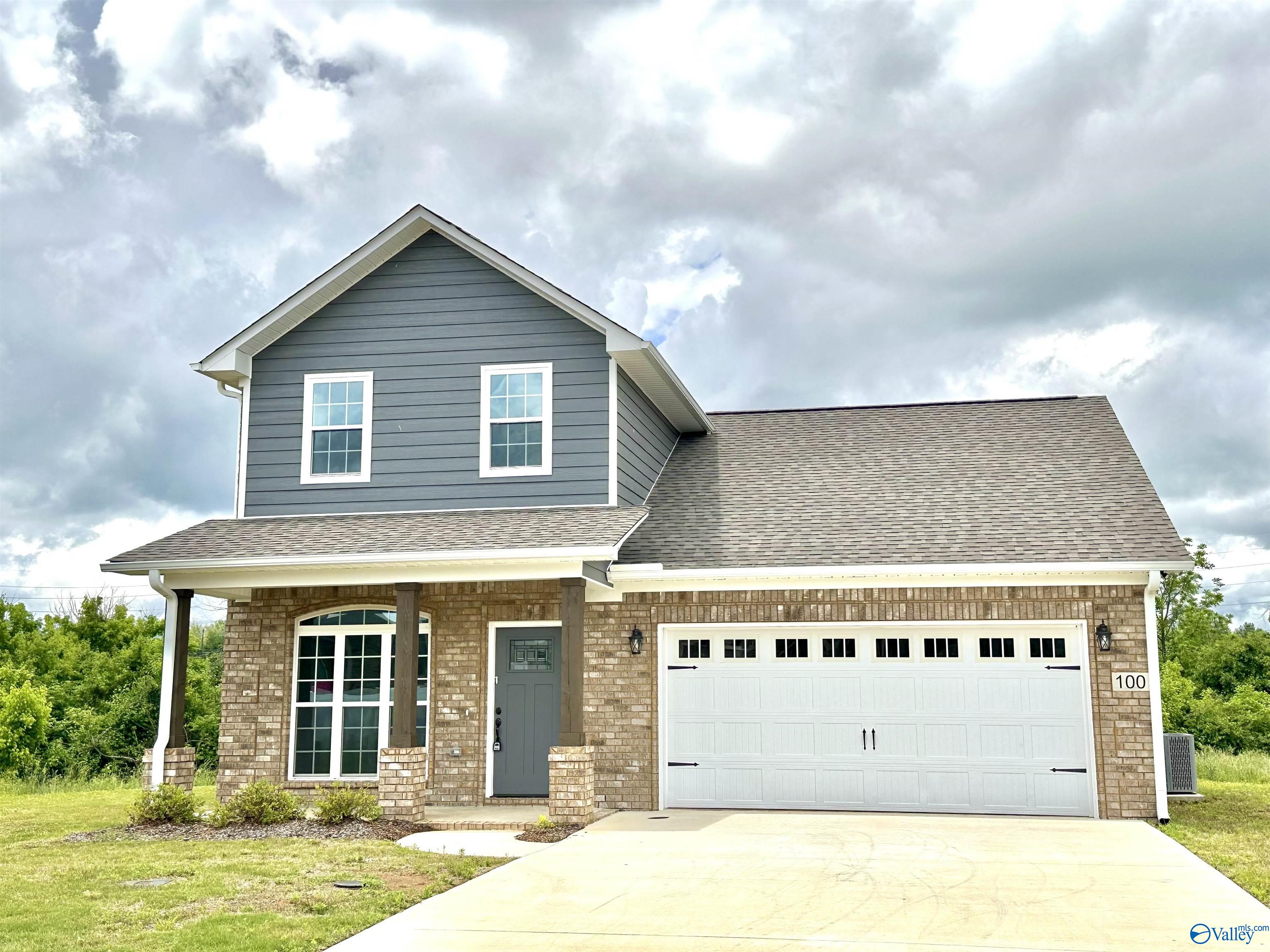 James Bowie Dr, Athens, AL 35611