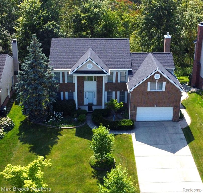 Riverside Dr, Lake Orion, MI 48359 #1