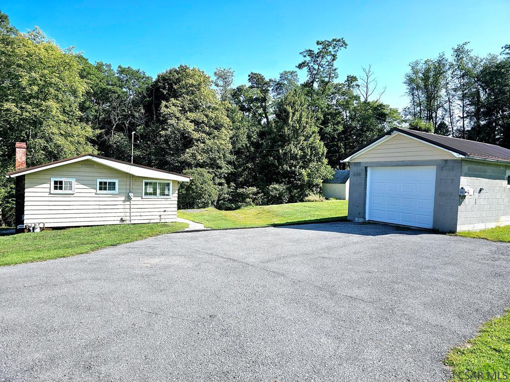 Beechwood St, Johnstown, PA 15904