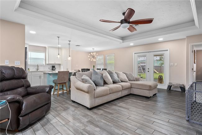 2371 Scotts Cir, House other with 3 bedrooms, 2 bathrooms and null parking in Ingleside TX | Image 9