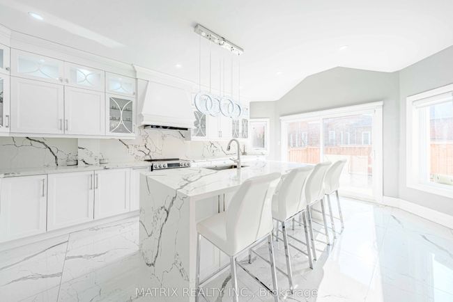 2396 Southcott Rd, House other with 4 bedrooms, 4 bathrooms and 6 parking in Pickering ON | Image 23