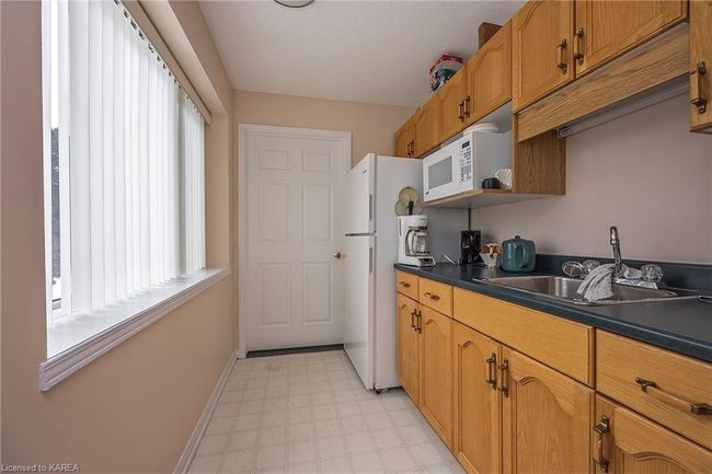 207 - 130 Wright Cres, House attached with 2 bedrooms, 2 bathrooms and 1 parking in Kingston ON | Image 43