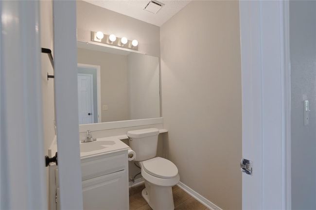 1/2 bath | Image 6