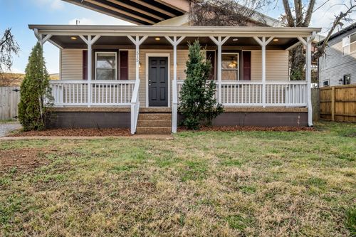 515 Hemstead St, Nashville, TN, 37209-1913 | Card Image