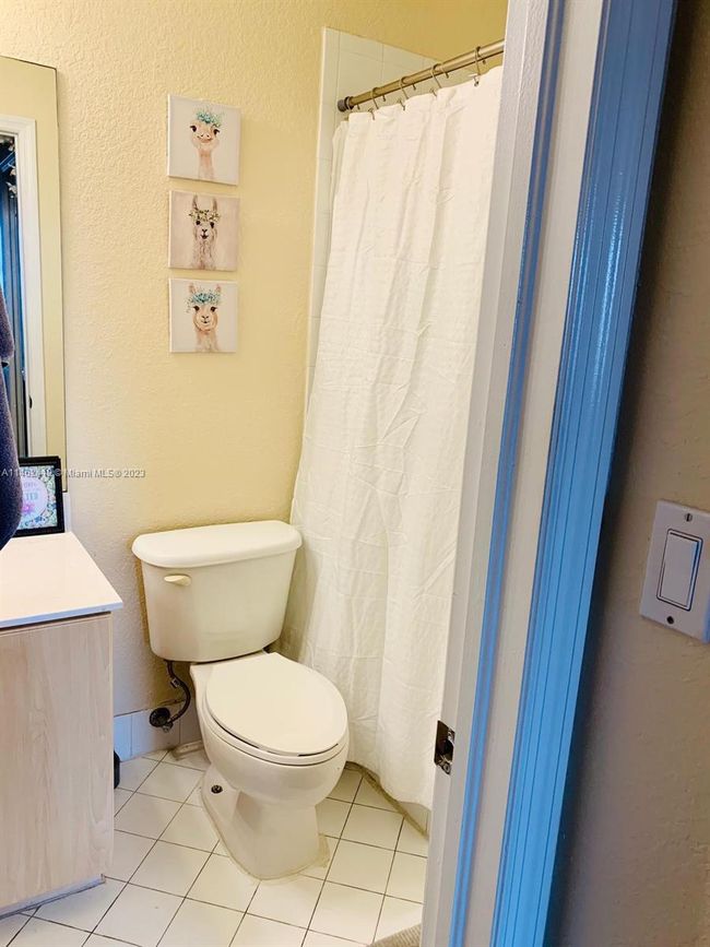 APT-219 - 8970 W Flagler St, Condo with 3 bedrooms, 3 bathrooms and null parking in Miami FL | Image 12