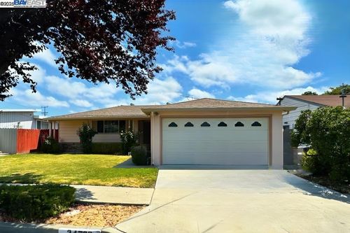 24728 Stone Ct, Hayward, CA, 94545-2010 | Card Image