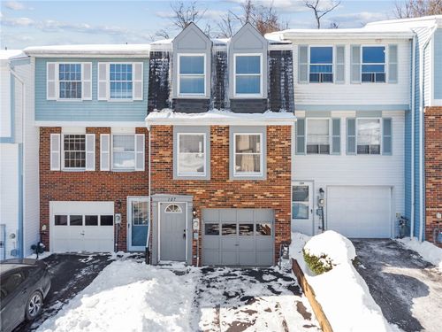 107 Ligonier Ln, New Kensington, PA, 15068-9300 | Card Image