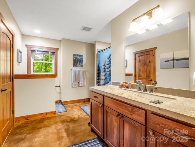 15 Sandy Br, House other with 4 bedrooms, 4 bathrooms and null parking in Black Mountain NC | Image 23