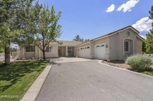 1060 Flanders Rd, Reno, NV, 89511-4764 | Card Image