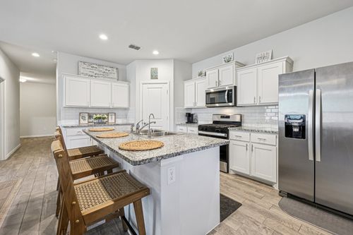 8629 Angel Gardens Dr, Fort Worth, TX, 76179-3148 | Card Image
