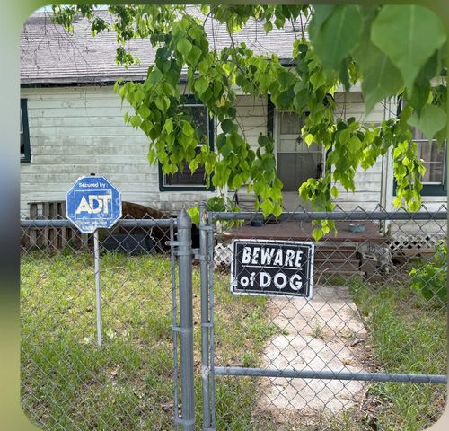 9802 Freestone St, Houston, TX, 77034-3628 | Card Image