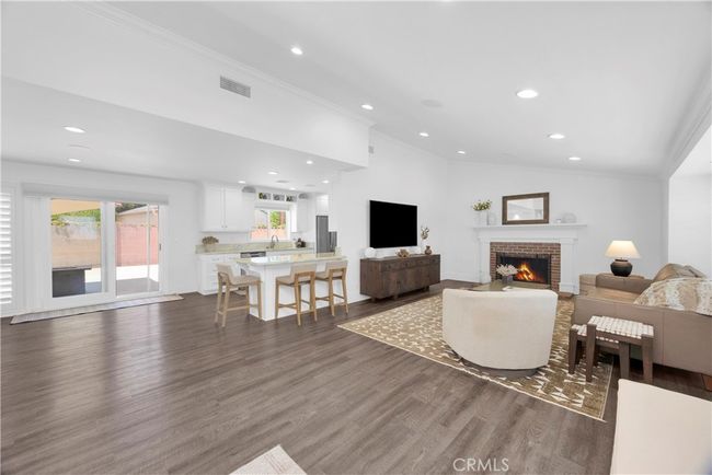 3181 Druid Ln, House other with 3 bedrooms, 2 bathrooms and 2 parking in Rossmoor CA | Image 4