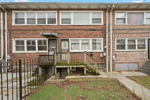 72 E 37th St, Chicago, IL, 60653-1045 | Card Image