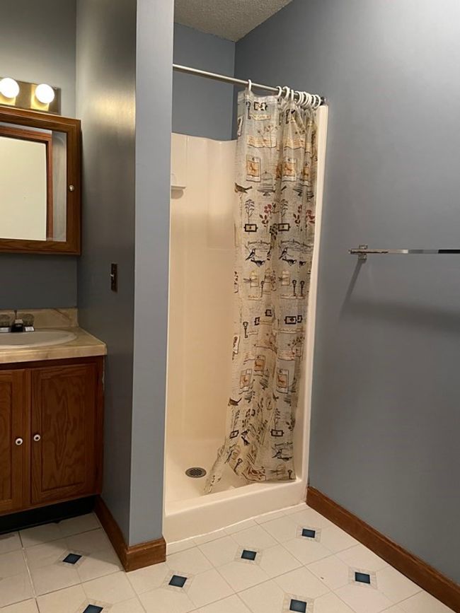 APT-14 - 60 North St, Condo with 2 bedrooms, 2 bathrooms and 1 parking in Dalton MA | Image 9