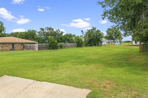 1331 Alvera Ln, Wynnewood, OK, 73098-1011 | Card Image