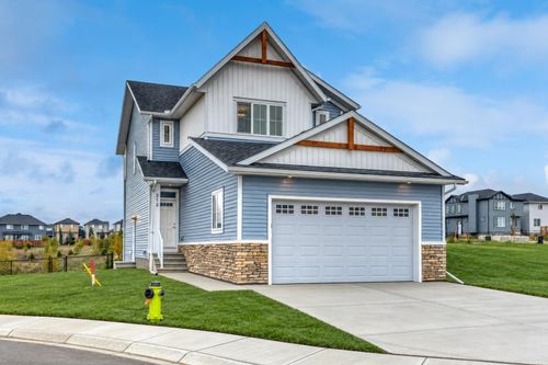 200-212 Edgefield Pl, Strathmore, AB, T1P0E8 | Card Image