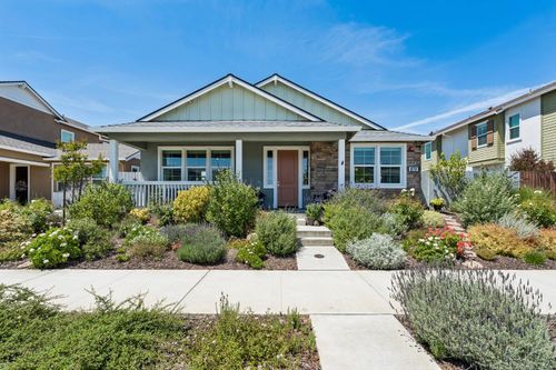 870 W Main Street, Winters, CA, 95694 | Card Image