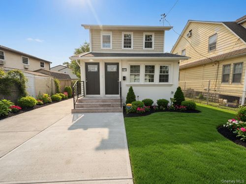 16134 120th Avenue, New York, NY, 11434 | Card Image