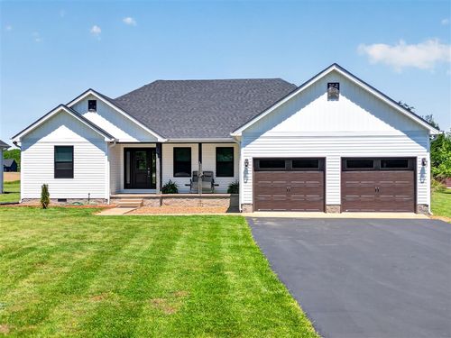 114 Kyle Ln, Russellville, KY, 42276-8560 | Card Image