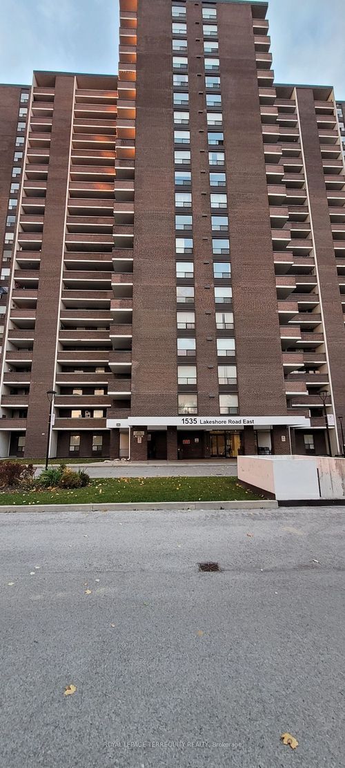 403-1535 Lakeshore Rd E, Mississauga, ON, L5E3E2 | Card Image