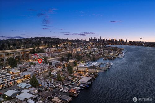 apt-302-3100 Fairview Ave E, Seattle, WA, 98102-3076 | Card Image