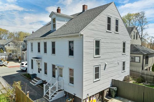 16 Chestnut St, Newburyport, MA, 01950-3106 | Card Image