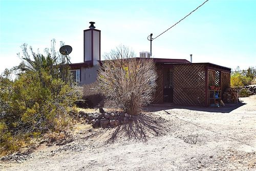 4615 Palm Ave, Yucca Valley, CA, 92284-2080 | Card Image