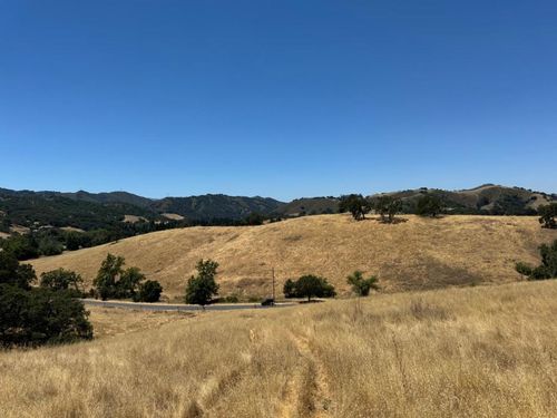 0 W San Martin Ave, San Martin, CA, 95046 | Card Image