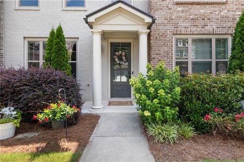 20057 Windalier Way, Roswell, GA, 30076-1994 | Card Image