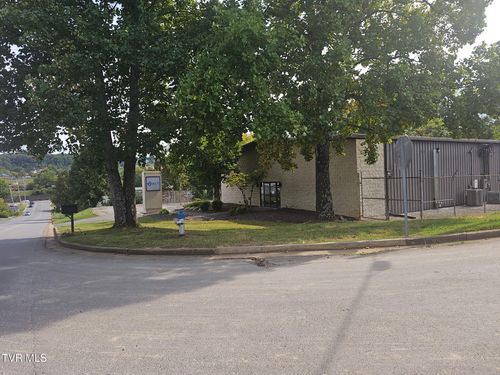 3111 Hanover Rd, Johnson City, TN, 37604-1430 | Card Image