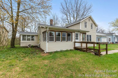 425 S Cedar St, Allegan, MI, 49010-1509 | Card Image