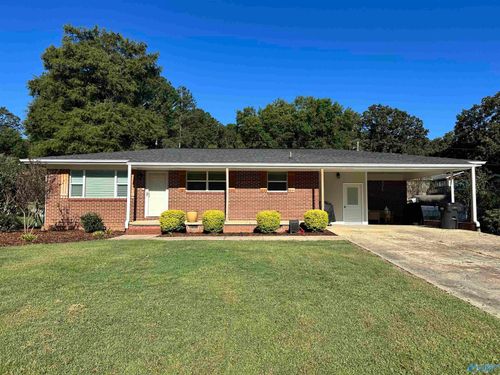 2102 Alabama Avenue Nw, Fort Payne, AL, 35967 | Card Image