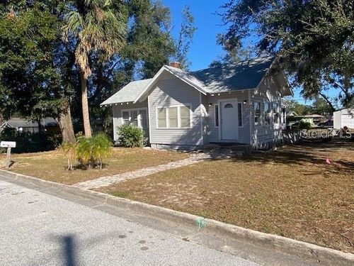 373 E Waldo St, GROVELAND, FL, 34736-2847 | Card Image