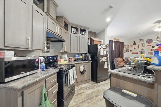 213 S Fuqua St, House other with 2 bedrooms, 2 bathrooms and null parking in Rockport TX | Image 10