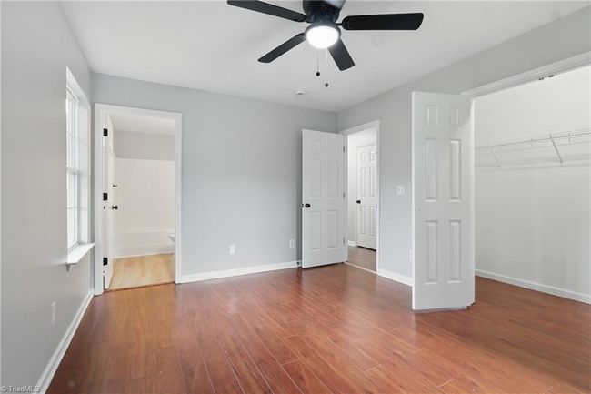 Primary Bedroom with Ensuite | Image 13