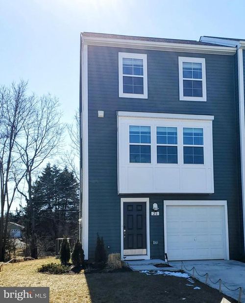 26 Colchester Court, BUNKER HILL, WV, 25413 | Card Image