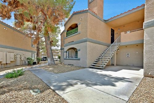 105-220 Mission Newport Ln, Las Vegas, NV, 89107-2779 | Card Image