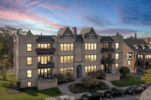 6-615 W Hancock St, Detroit, MI, 48201-3705 | Card Image