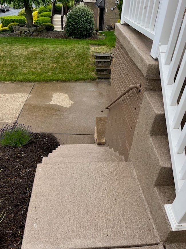 Exterior Stairs | Image 32