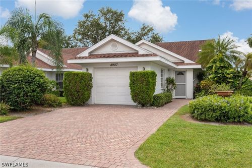 4907 Europa Dr, NAPLES, FL, 34105-5645 | Card Image