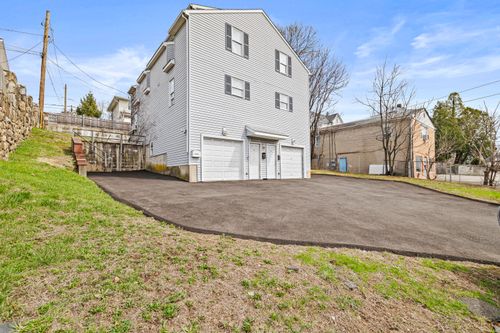 59 Taylor Ave, Norwalk, CT, 06854-2096 | Card Image