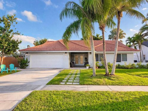 9592-9592 Majestic Way, Boynton Beach, FL, 33437-3327 | Card Image