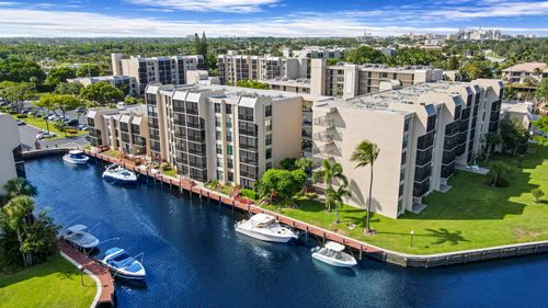 2010-8 Royal Palm Way, Boca Raton, FL, 33432-7856 | Card Image