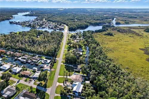 10039 W Halls River Rd, HOMOSASSA, FL, 34448-3513 | Card Image