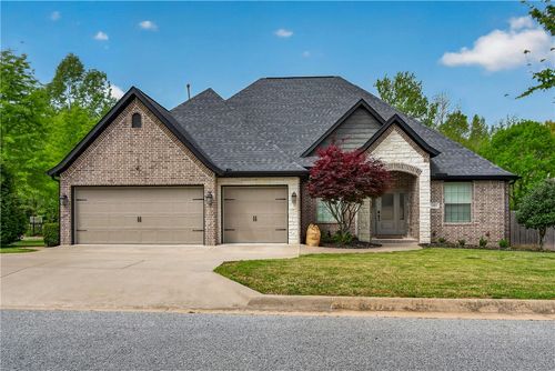 1801 N Candleshoe Dr, Fayetteville, AR, 72701-2895 | Card Image