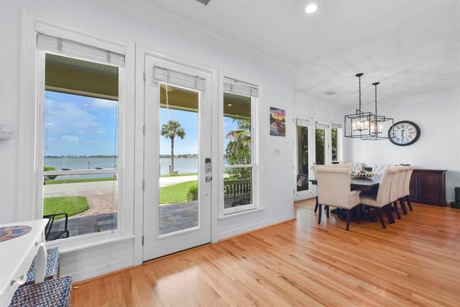 Enjoy breathtaking views through expansive front windows. | Image 10
