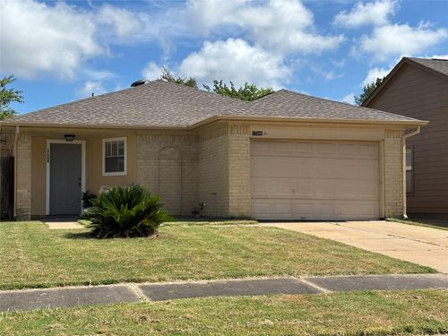 17090 Kilwinning Dr, Houston, TX, 77084-1772 | Card Image