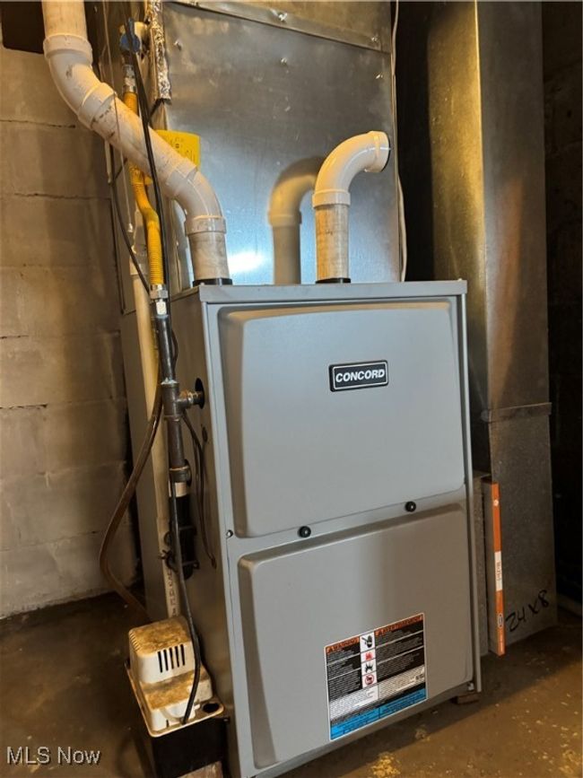 View of utility room | Image 36