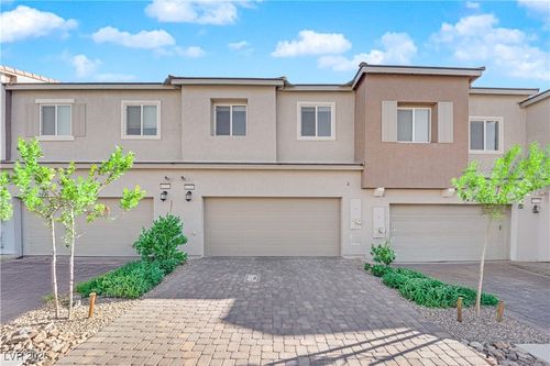 6200 Foxes Dale St, Las Vegas, NV, 89166-8097 | Card Image