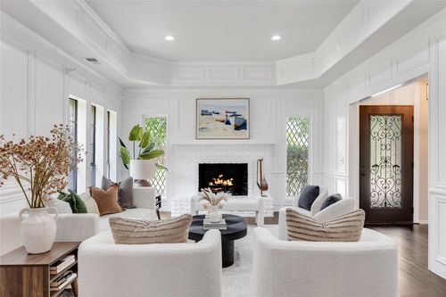 4212 Joshua Ln, Dallas, TX, 75287-5117 | Card Image